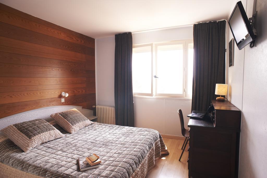 Hotel La Longue Vue Gennes-Val-de-Loire Room photo